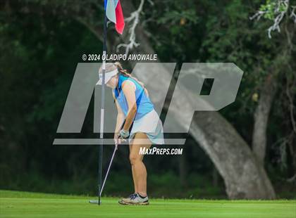 Thumbnail 2 in UIL Golf 2A Finals photogallery.
