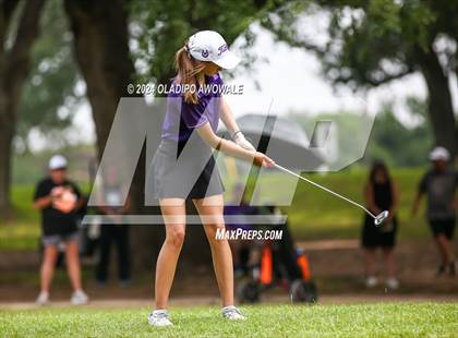 Thumbnail 3 in UIL Golf 2A Finals photogallery.