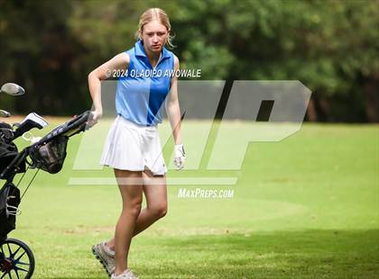 Thumbnail 2 in UIL Golf 2A Finals photogallery.