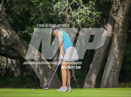Thumbnail 1 in UIL Golf 2A Finals photogallery.