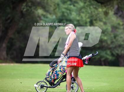 Thumbnail 3 in UIL Golf 2A Finals photogallery.
