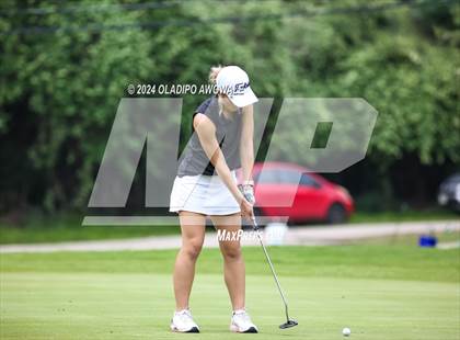Thumbnail 1 in UIL Golf 2A Finals photogallery.