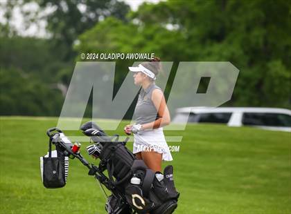 Thumbnail 1 in UIL Golf 2A Finals photogallery.