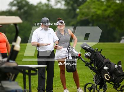 Thumbnail 1 in UIL Golf 2A Finals photogallery.