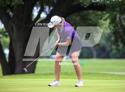 Thumbnail 2 in UIL Golf 2A Finals photogallery.