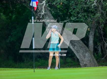 Thumbnail 1 in UIL Golf 2A Finals photogallery.