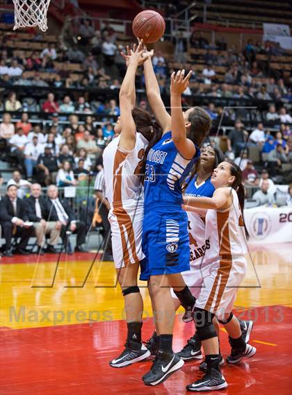 Thumbnail 3 in Hanford West vs Selma (CIF CS D3 Final) photogallery.