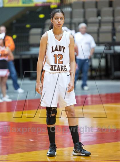 Thumbnail 2 in Hanford West vs Selma (CIF CS D3 Final) photogallery.