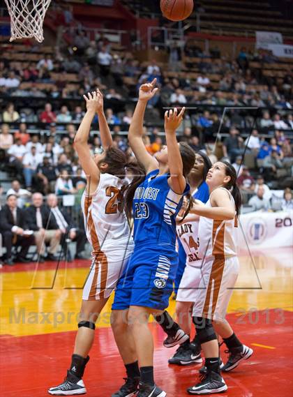Thumbnail 1 in Hanford West vs Selma (CIF CS D3 Final) photogallery.
