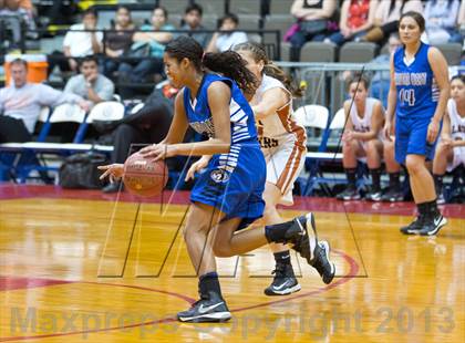 Thumbnail 3 in Hanford West vs Selma (CIF CS D3 Final) photogallery.