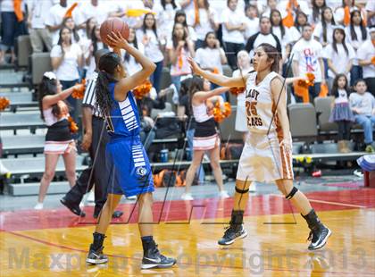 Thumbnail 2 in Hanford West vs Selma (CIF CS D3 Final) photogallery.
