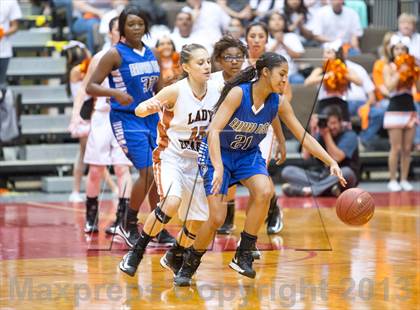 Thumbnail 2 in Hanford West vs Selma (CIF CS D3 Final) photogallery.