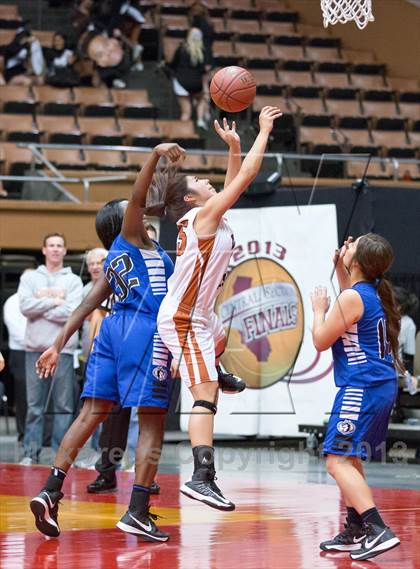 Thumbnail 2 in Hanford West vs Selma (CIF CS D3 Final) photogallery.