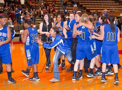 Thumbnail 3 in Hanford West vs Selma (CIF CS D3 Final) photogallery.