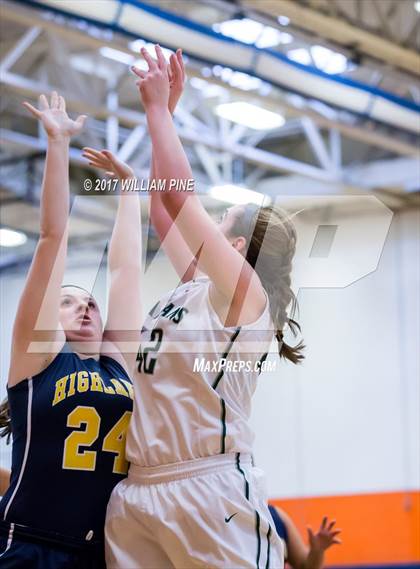 Thumbnail 1 in Spackenkill vs. Highland (Section 9 Class B Final) photogallery.