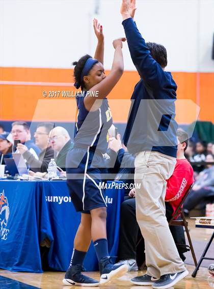 Thumbnail 1 in Spackenkill vs. Highland (Section 9 Class B Final) photogallery.