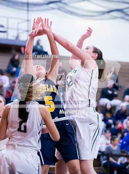Thumbnail 3 in Spackenkill vs. Highland (Section 9 Class B Final) photogallery.
