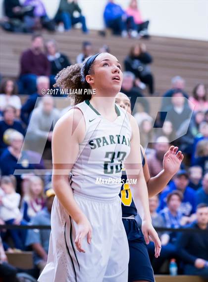 Thumbnail 1 in Spackenkill vs. Highland (Section 9 Class B Final) photogallery.