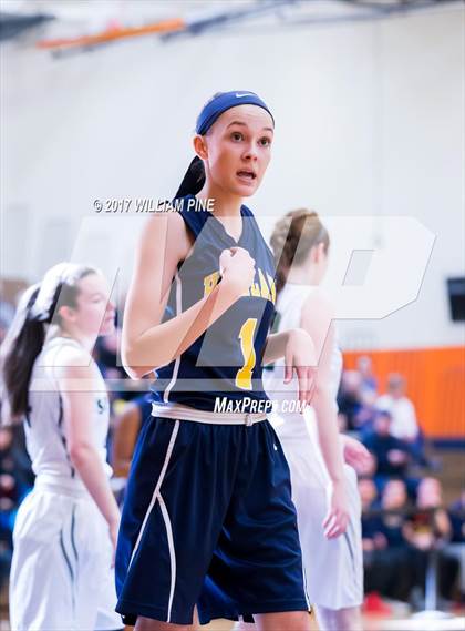 Thumbnail 3 in Spackenkill vs. Highland (Section 9 Class B Final) photogallery.