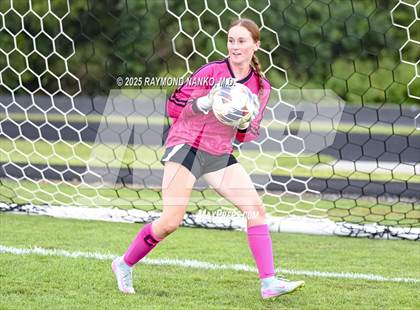 Thumbnail 1 in Elwood @ Wapahani photogallery.