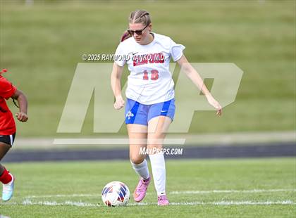 Thumbnail 2 in Elwood @ Wapahani photogallery.