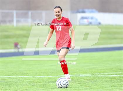 Thumbnail 2 in Elwood @ Wapahani photogallery.