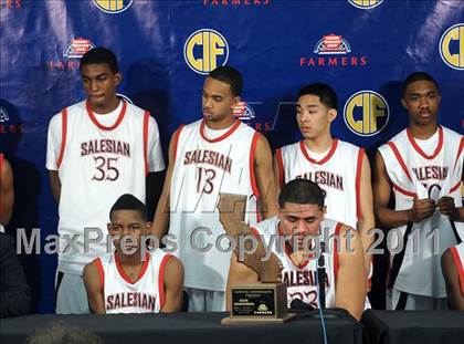 Thumbnail 3 in Salesian vs. Windward (CIF State D4 Final) photogallery.