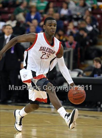 Thumbnail 3 in Salesian vs. Windward (CIF State D4 Final) photogallery.