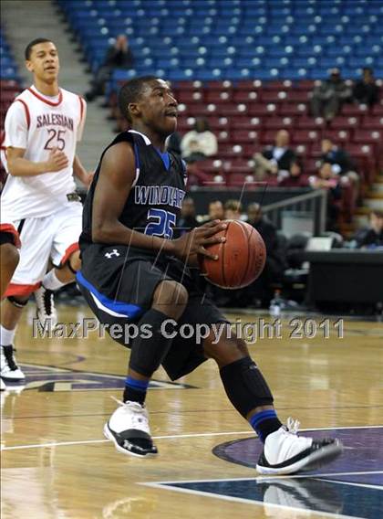 Thumbnail 1 in Salesian vs. Windward (CIF State D4 Final) photogallery.