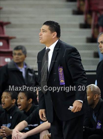 Thumbnail 3 in Salesian vs. Windward (CIF State D4 Final) photogallery.