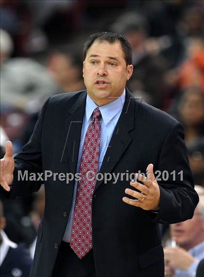 Thumbnail 3 in Salesian vs. Windward (CIF State D4 Final) photogallery.