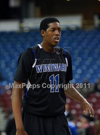Thumbnail 2 in Salesian vs. Windward (CIF State D4 Final) photogallery.