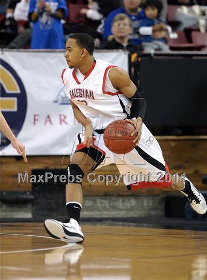 Thumbnail 3 in Salesian vs. Windward (CIF State D4 Final) photogallery.