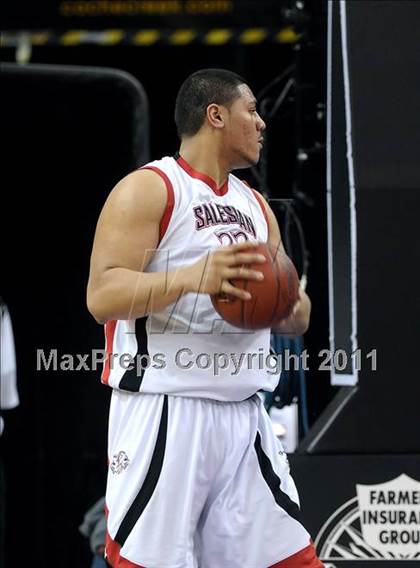 Thumbnail 2 in Salesian vs. Windward (CIF State D4 Final) photogallery.
