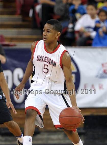 Thumbnail 1 in Salesian vs. Windward (CIF State D4 Final) photogallery.