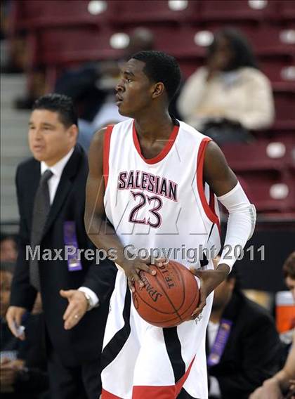 Thumbnail 1 in Salesian vs. Windward (CIF State D4 Final) photogallery.