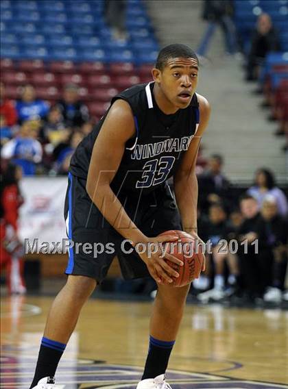 Thumbnail 1 in Salesian vs. Windward (CIF State D4 Final) photogallery.