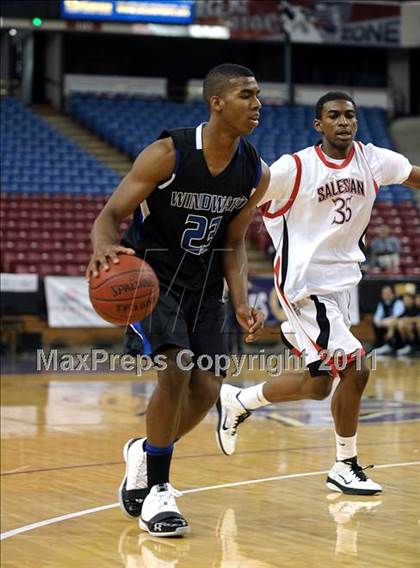 Thumbnail 2 in Salesian vs. Windward (CIF State D4 Final) photogallery.