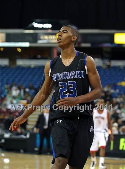 Thumbnail 2 in Salesian vs. Windward (CIF State D4 Final) photogallery.
