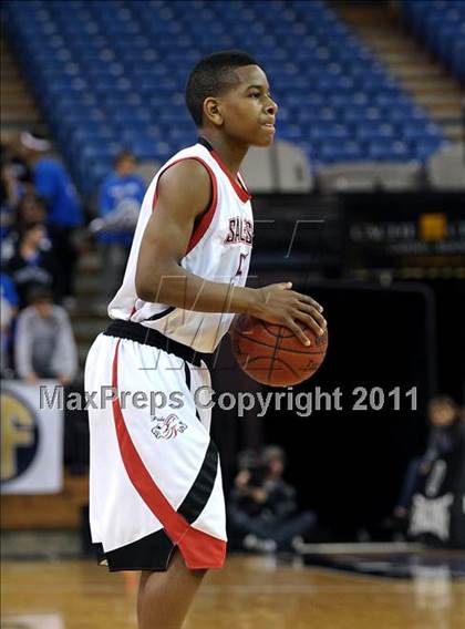 Thumbnail 2 in Salesian vs. Windward (CIF State D4 Final) photogallery.