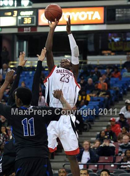 Thumbnail 3 in Salesian vs. Windward (CIF State D4 Final) photogallery.
