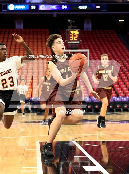 Thumbnail 1 in JV: Yuba City vs Marysville (@ Golden 1 Center) photogallery.