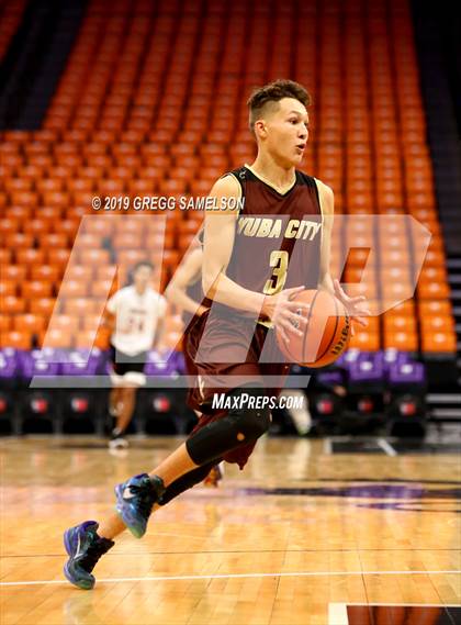 Thumbnail 1 in JV: Yuba City vs Marysville (@ Golden 1 Center) photogallery.