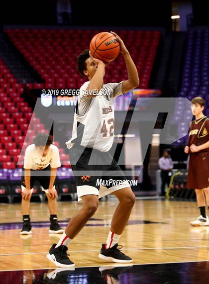 Thumbnail 1 in JV: Yuba City vs Marysville (@ Golden 1 Center) photogallery.