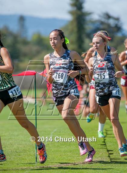 Thumbnail 1 in Stanford Invitational Girls 5K Division 2 Race photogallery.