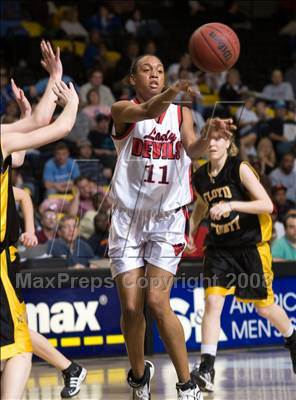 Thumbnail 2 in Lancaster vs. Floyd County (VHSL A D2 Final) photogallery.