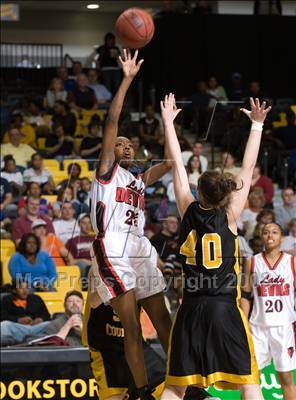 Thumbnail 1 in Lancaster vs. Floyd County (VHSL A D2 Final) photogallery.