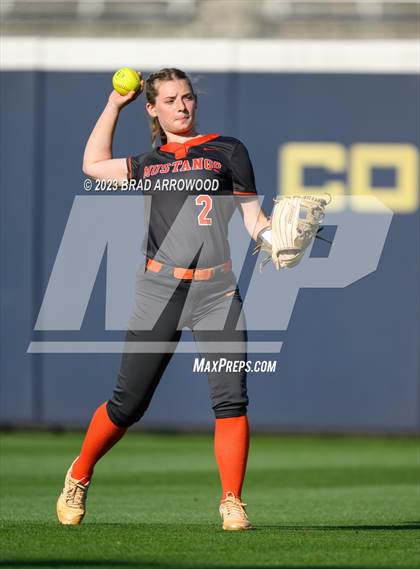Thumbnail 1 in East Lincoln vs Western Alamance (NCHSAA 3A Championship Game 1) photogallery.
