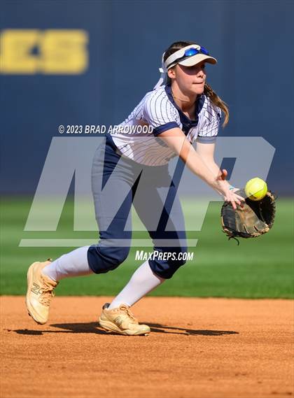 Thumbnail 3 in East Lincoln vs Western Alamance (NCHSAA 3A Championship Game 1) photogallery.