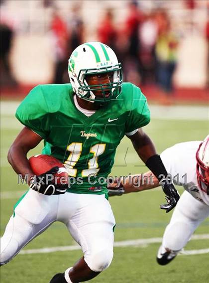 Thumbnail 2 in Keller Central @ Newman Smith photogallery.